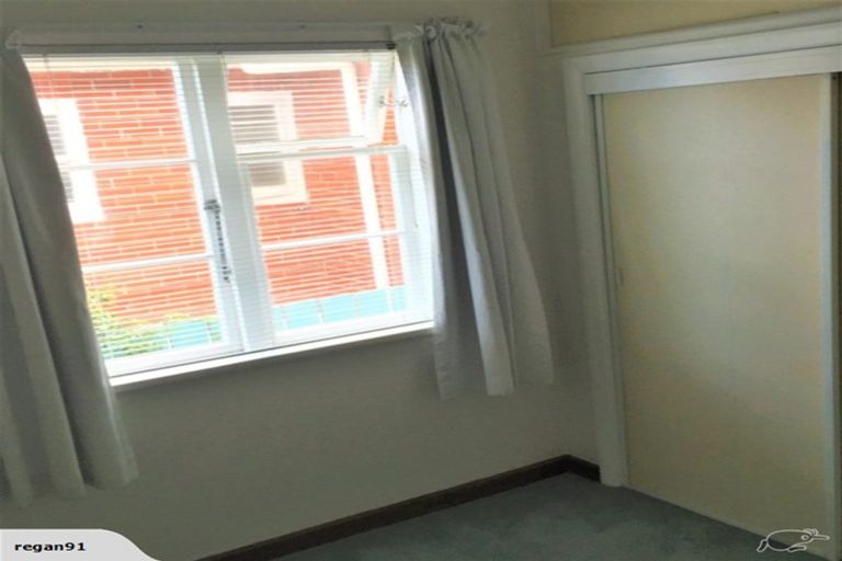 Photo of property in 8 Fife Lane, Miramar, Wellington, 6022