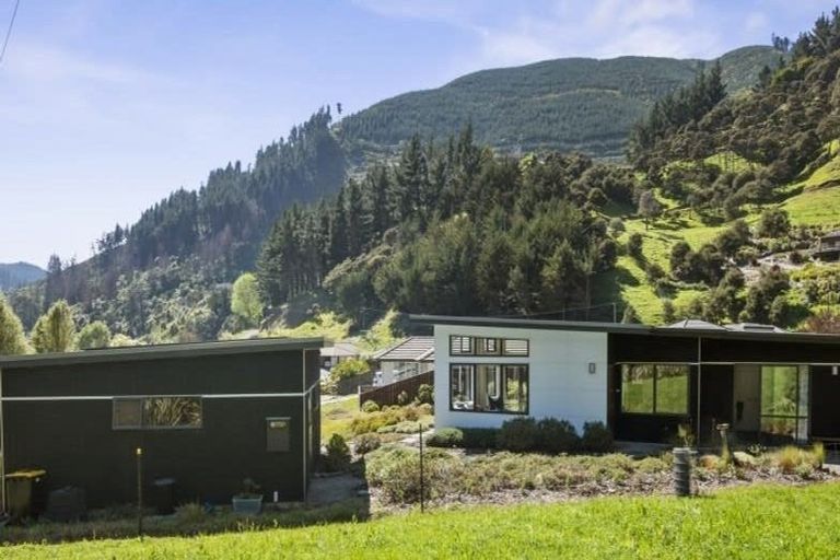 Photo of property in 11 Tindle Place, The Brook, Nelson, 7010