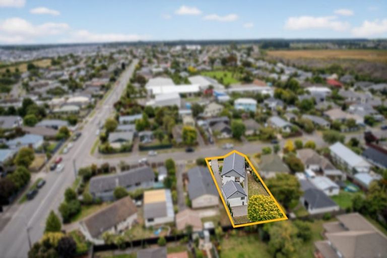 Photo of property in 6 Clarevale Street, Burwood, Christchurch, 8083