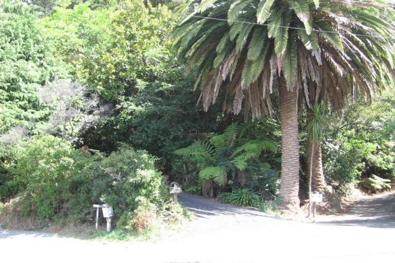 Photo of property in 802 Beach Road, Browns Bay, Auckland, 0630