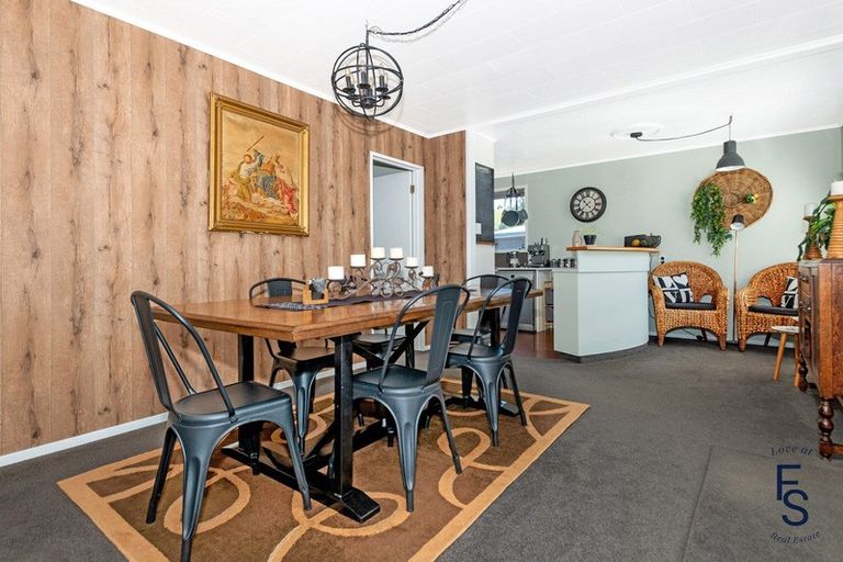 Photo of property in 75 Anzac Street, Gisborne, 4010