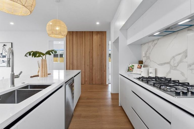 Photo of property in 113 Mutetai Road, Clarks Beach, 2122