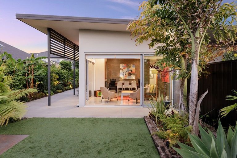 Photo of property in 41 Coast Boulevard, Papamoa Beach, Papamoa, 3118