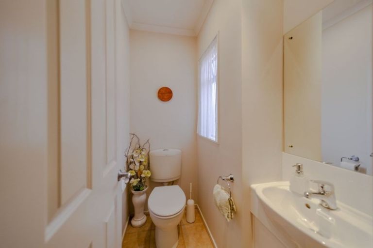 Photo of property in 58g Guppy Road, Greenmeadows, Napier, 4112