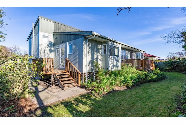 Photo of property in 2/85 Palmers Road, New Brighton, Christchurch, 8083