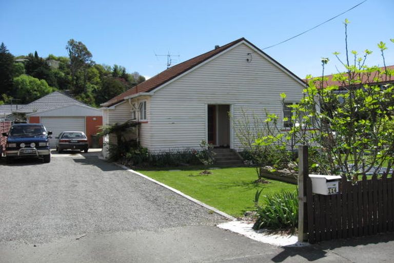 Photo of property in 114 Tipahi Street, Nelson South, Nelson, 7010