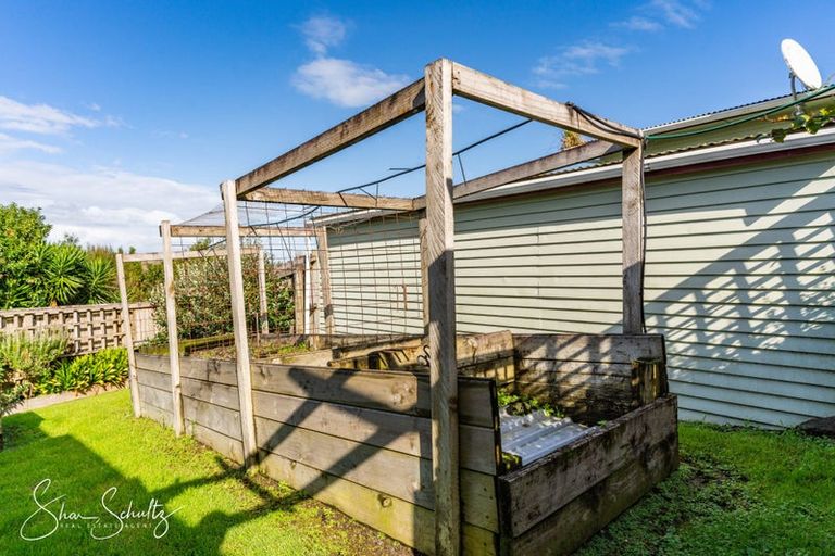 Photo of property in 8 Montaine Place, Maungaturoto, 0520