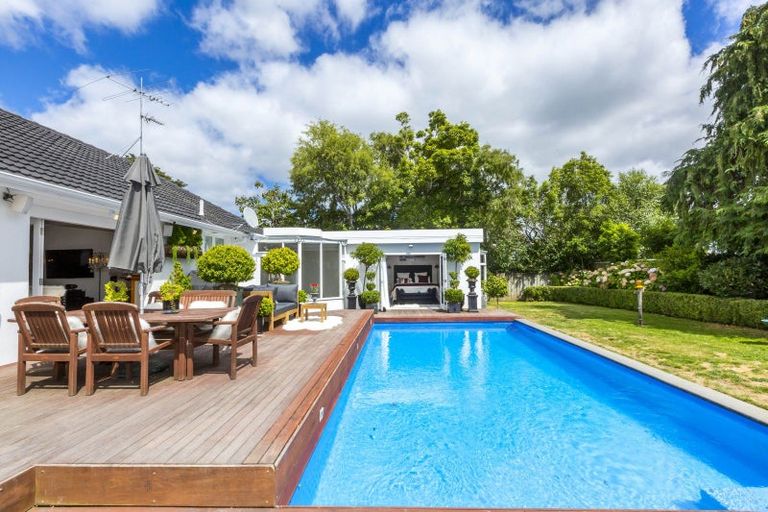 Photo of property in 385 Fergusson Drive, Heretaunga, Upper Hutt, 5018