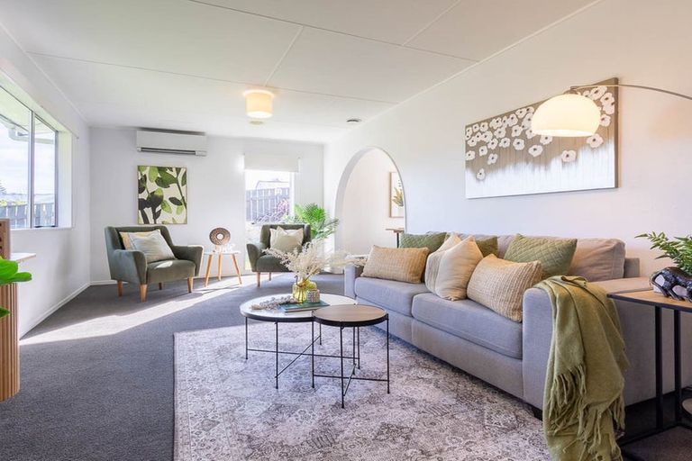 Photo of property in 5 Hookway Grove, Paraparaumu, 5032