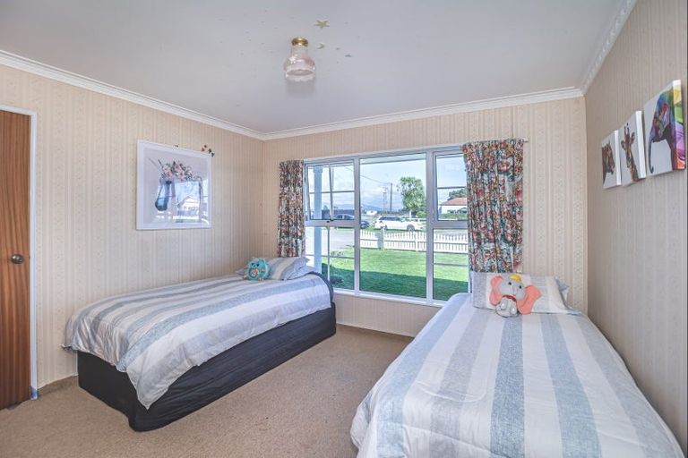 Photo of property in 140 Mako Mako Road, Levin, 5510