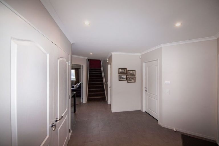 Photo of property in 61 Erlestoke Crescent, Churton Park, Wellington, 6037