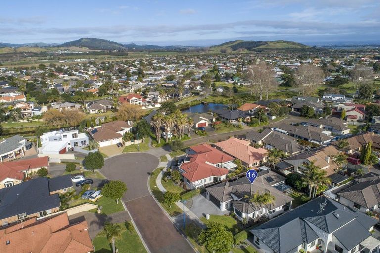 Photo of property in 16 Bermuda Drive, Papamoa Beach, Papamoa, 3118