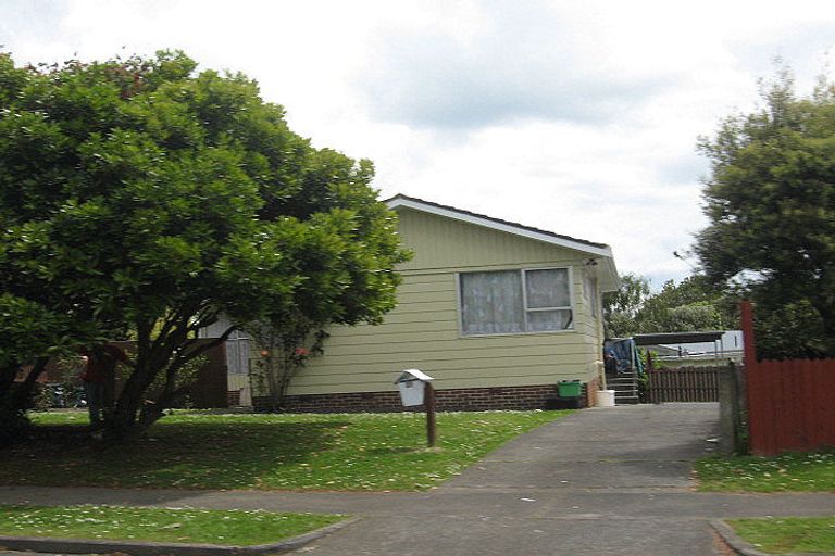Photo of property in 27 Burbank Avenue, Manurewa, Auckland, 2102