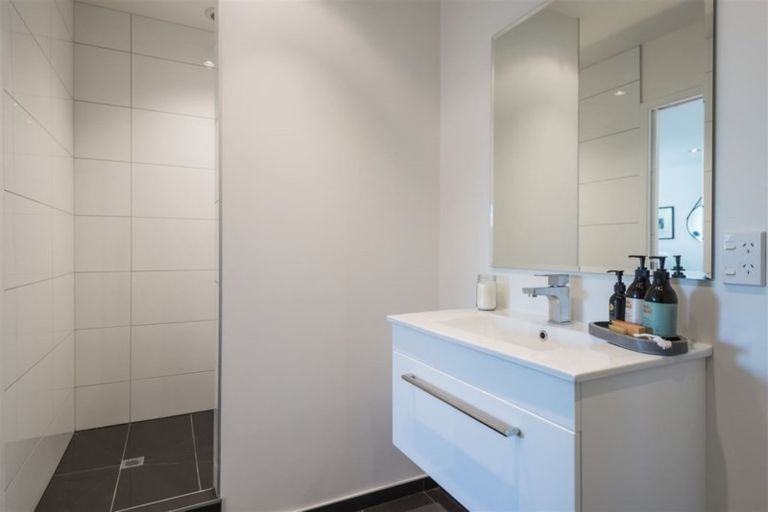 Photo of property in 2 Rapaki Road, Hillsborough, Christchurch, 8022