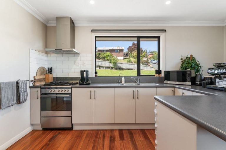 Photo of property in 90 Main South Road, Green Island, Dunedin, 9018