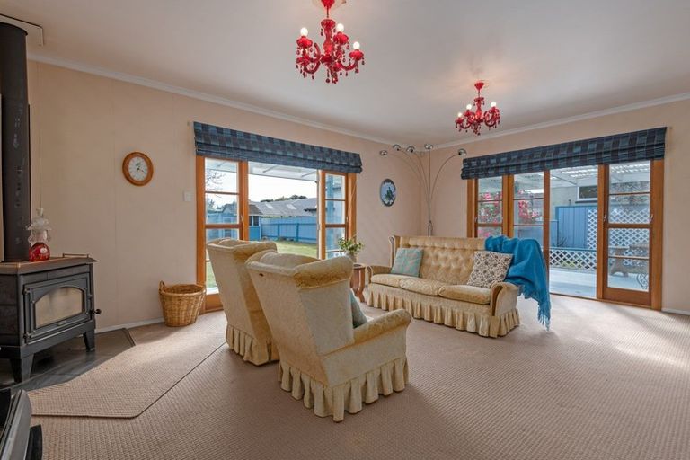 Photo of property in 10 Jensen Street, Hokowhitu, Palmerston North, 4410