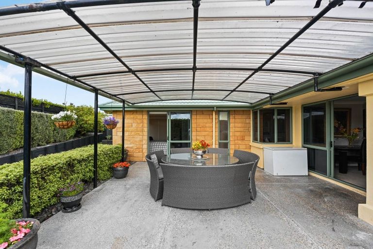 Photo of property in 3 Highgrove Drive, Grandview Heights, Hamilton, 3200