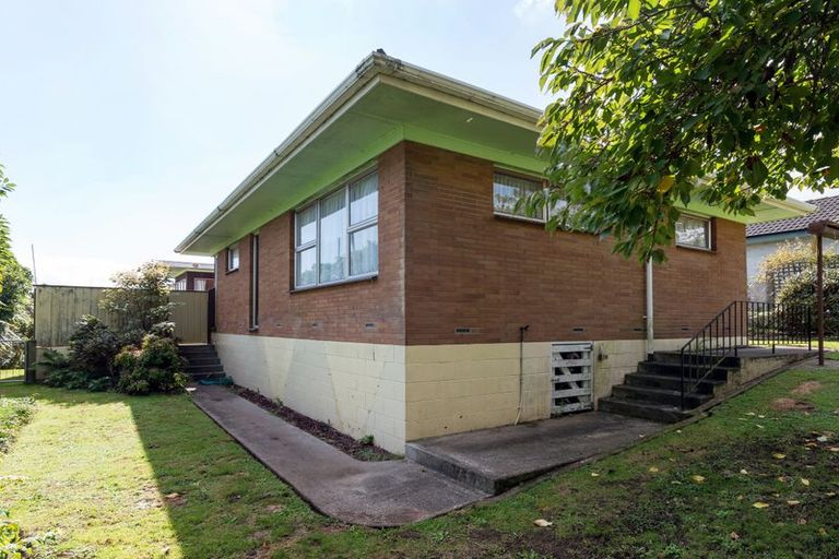 Photo of property in 15 Blackmore Drive, Lynmore, Rotorua, 3010