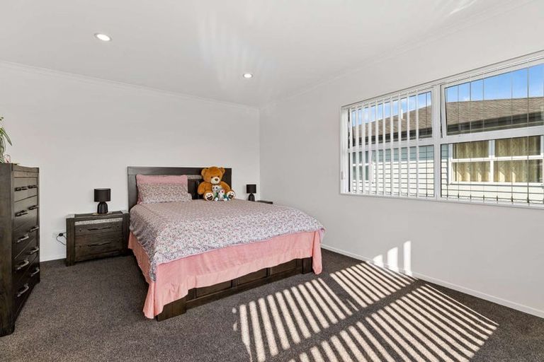 Photo of property in 9 Hihi Avenue, Takanini, 2112