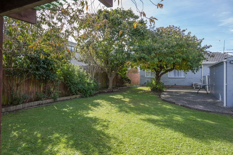 Photo of property in 305 Sawyers Arms Road, Bishopdale, Christchurch, 8053