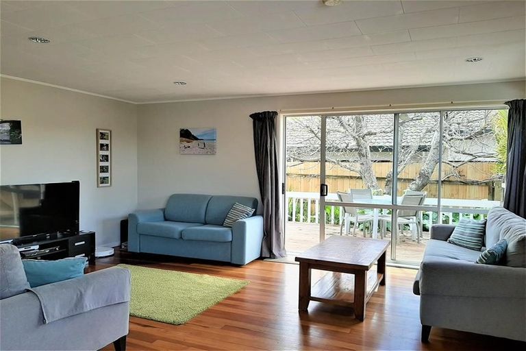 Photo of property in 1/7 Studfall Street, Pakuranga Heights, Auckland, 2010