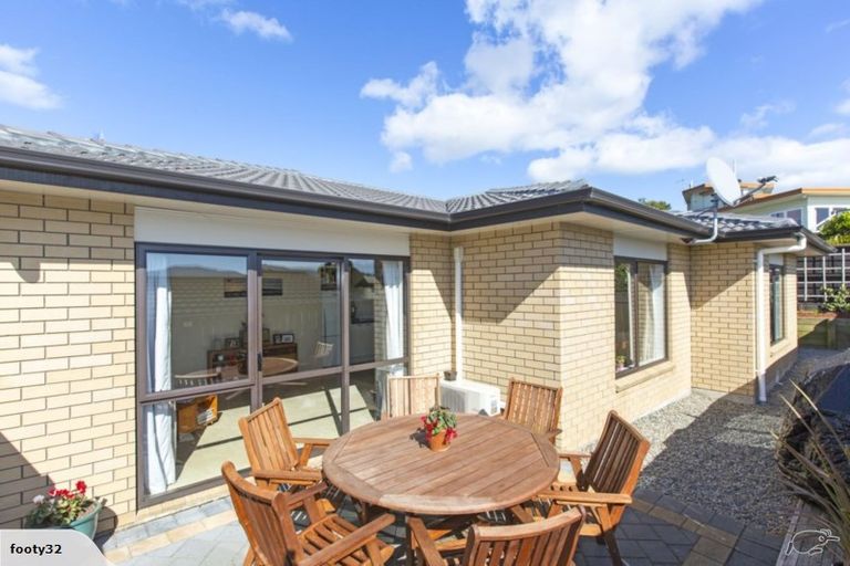 Photo of property in 18a Nathan Avenue, Paraparaumu Beach, Paraparaumu, 5032
