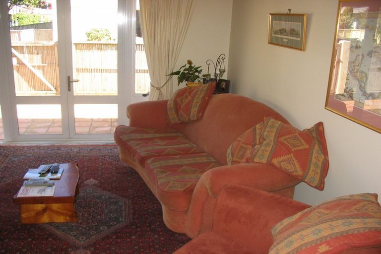 Photo of property in 15/28 Hobson Street, Thorndon, Wellington, 6011