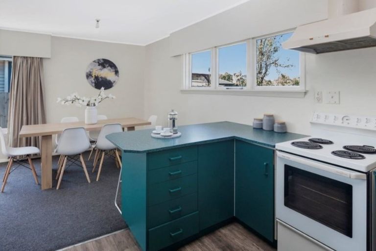 Photo of property in 2/18 Roker Street, Somerfield, Christchurch, 8024