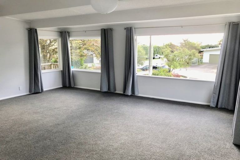 Photo of property in 12 Tawa Street, Eastbourne, Lower Hutt, 5013