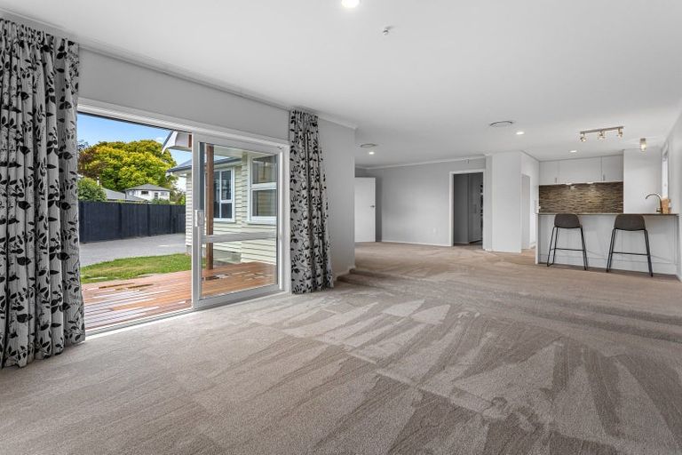 Photo of property in 13 Ardmore Place, Bishopdale, Christchurch, 8053