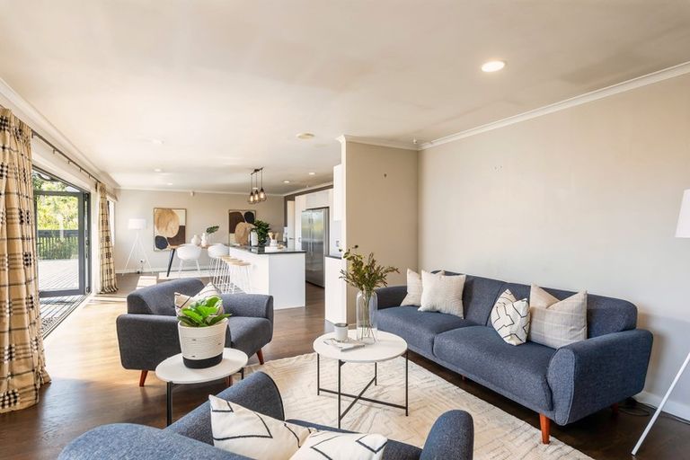 Photo of property in 61a Fairmount Road, Titirangi, Auckland, 0604