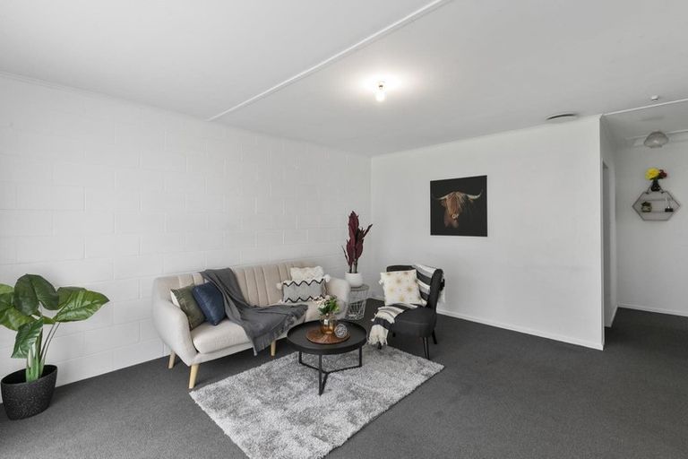Photo of property in 13b John Street, Stokes Valley, Lower Hutt, 5019