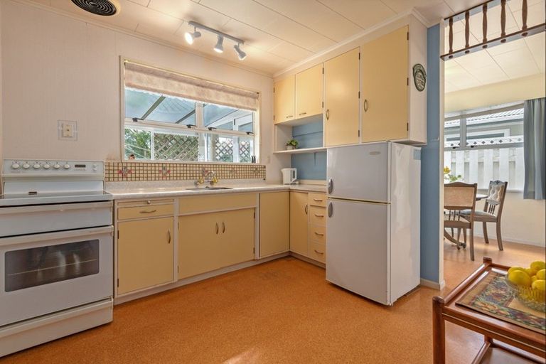 Photo of property in 83 Buick Crescent, Awapuni, Palmerston North, 4412