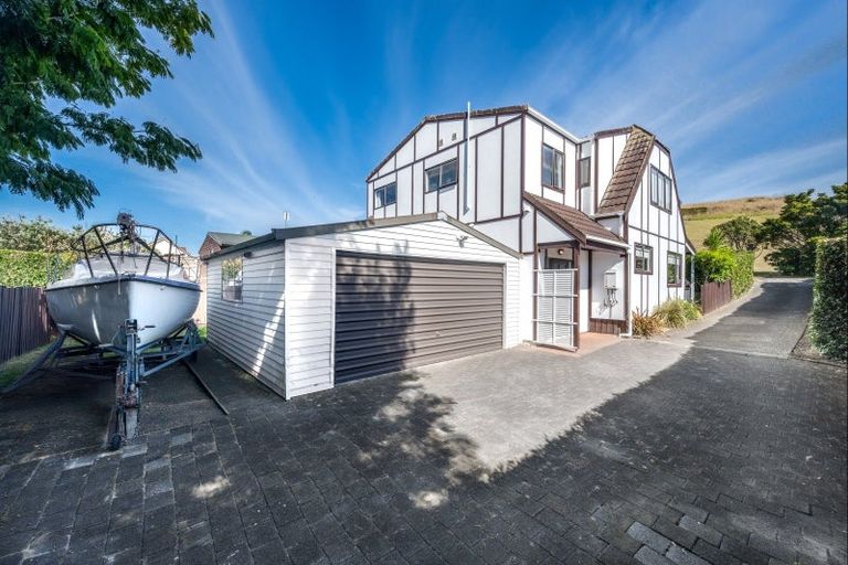 Photo of property in 169 Gills Road, Half Moon Bay, Auckland, 2014