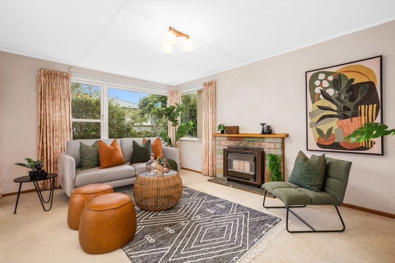 Photo of property in 73 Main Road, Titahi Bay, Porirua, 5022