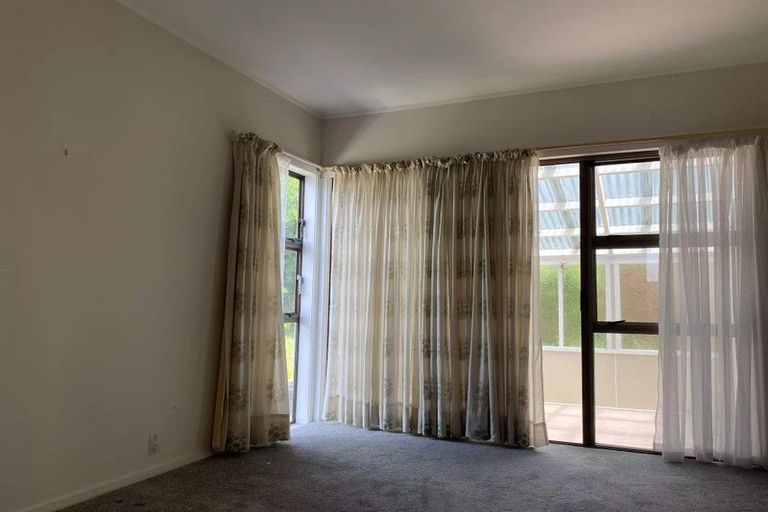 Photo of property in 9 Rickards Place, New Lynn, Auckland, 0600