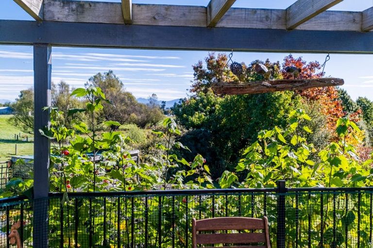 Photo of property in 68 Iverach Road, Temuka, 7985