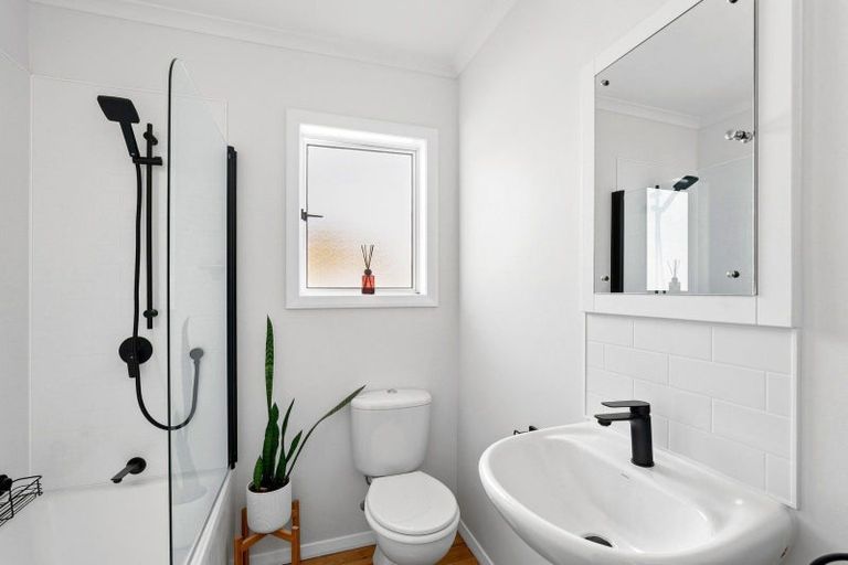 Photo of property in 3 Churchill Place, Cambridge, 3434