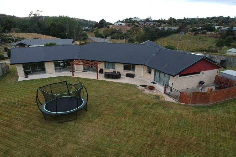 Photo of property in 2 Blue Stone Drive, Waiareka Junction, Oamaru, 9401