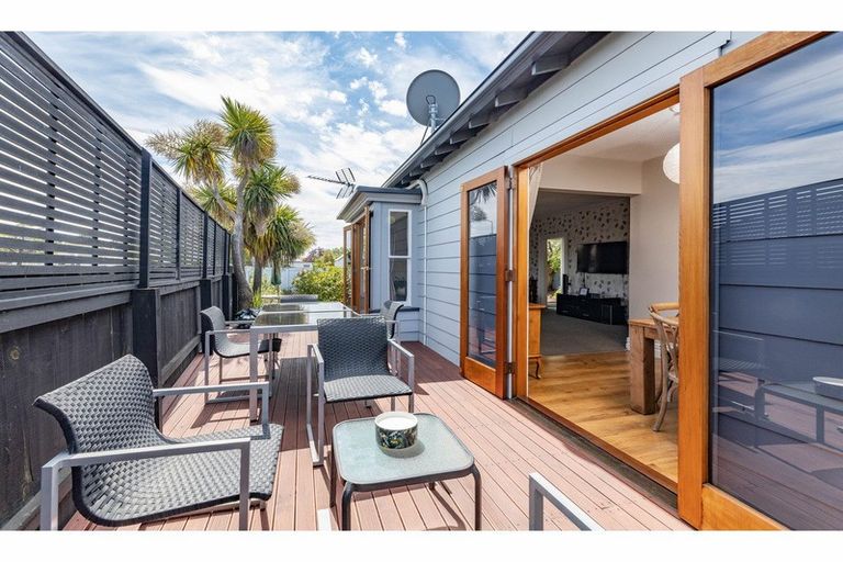 Photo of property in 282 Wainoni Road, Avondale, Christchurch, 8061