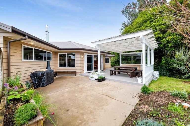 Photo of property in 2a Margaret Alice Close, Whalers Gate, New Plymouth, 4310