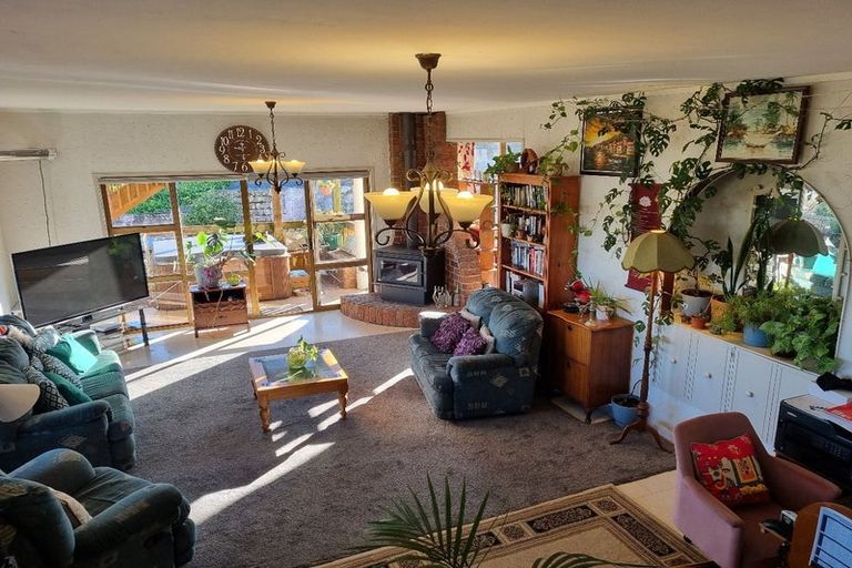 Photo of property in 75 Rosario Crescent, Red Beach, 0932