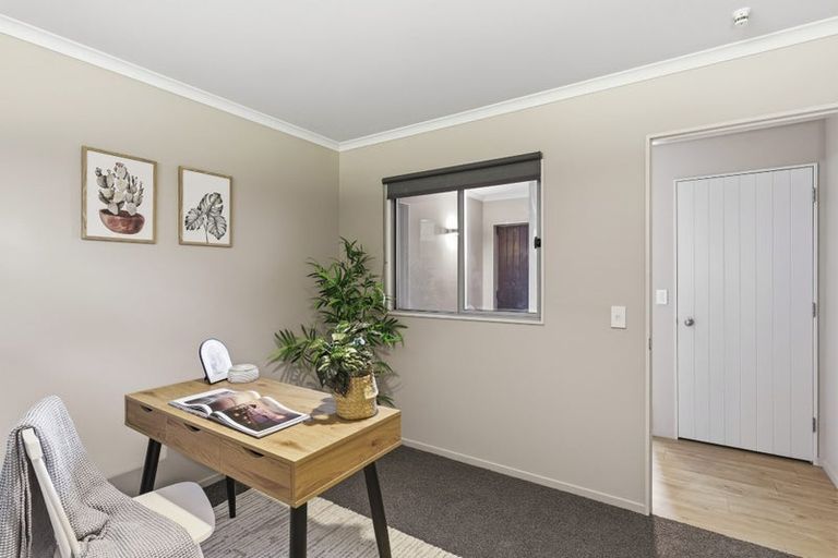 Photo of property in 47a Mazengarb Road, Paraparaumu Beach, Paraparaumu, 5032