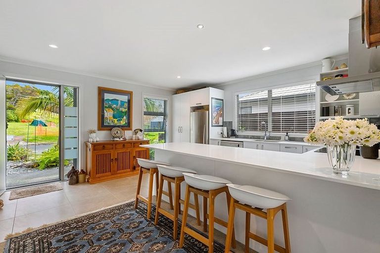 Photo of property in 50 Arabella Lane, Snells Beach, 0920