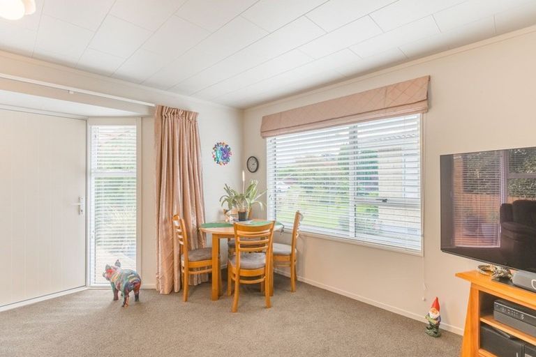Photo of property in 2/16 Anaru Street, Raumati Beach, Paraparaumu, 5032