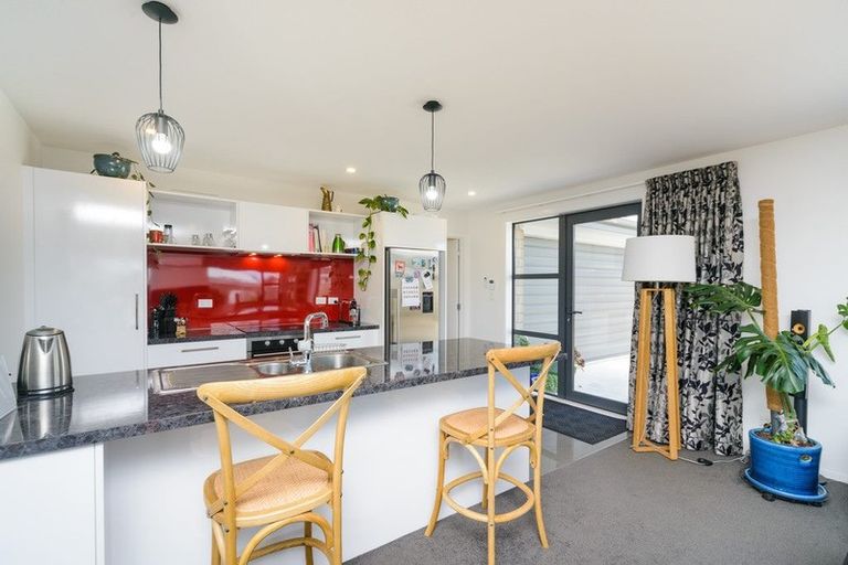 Photo of property in 43a Abraham Crescent, Milson, Palmerston North, 4414
