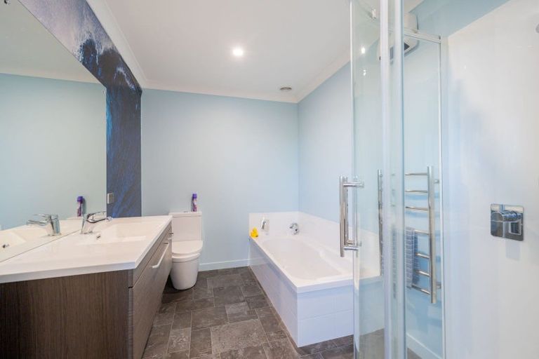 Photo of property in 6 Red Deer Place, Te Anau, 9600