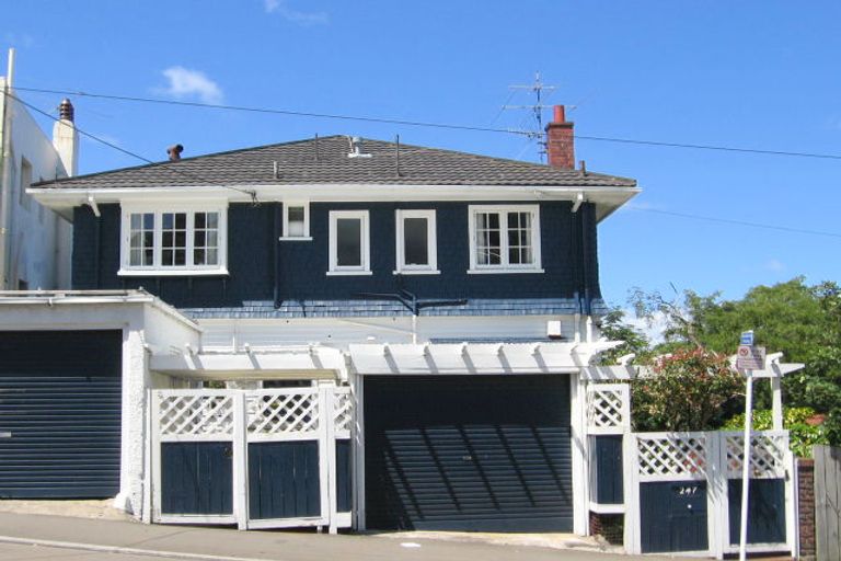 Photo of property in 247 The Terrace, Te Aro, Wellington, 6011