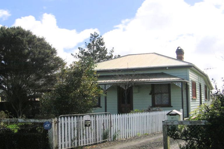 Photo of property in 17 Bassett Street, Dargaville, 0310