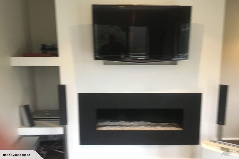 Photo of property in 35 North Terrace, Kelburn, Wellington, 6012